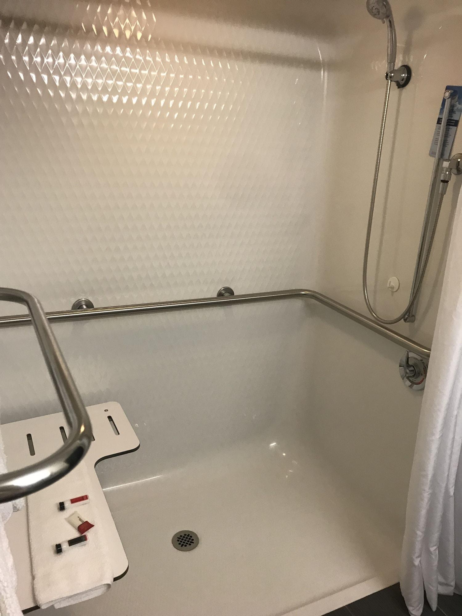 Microtel Inn&Suites Urbandale Esterno foto