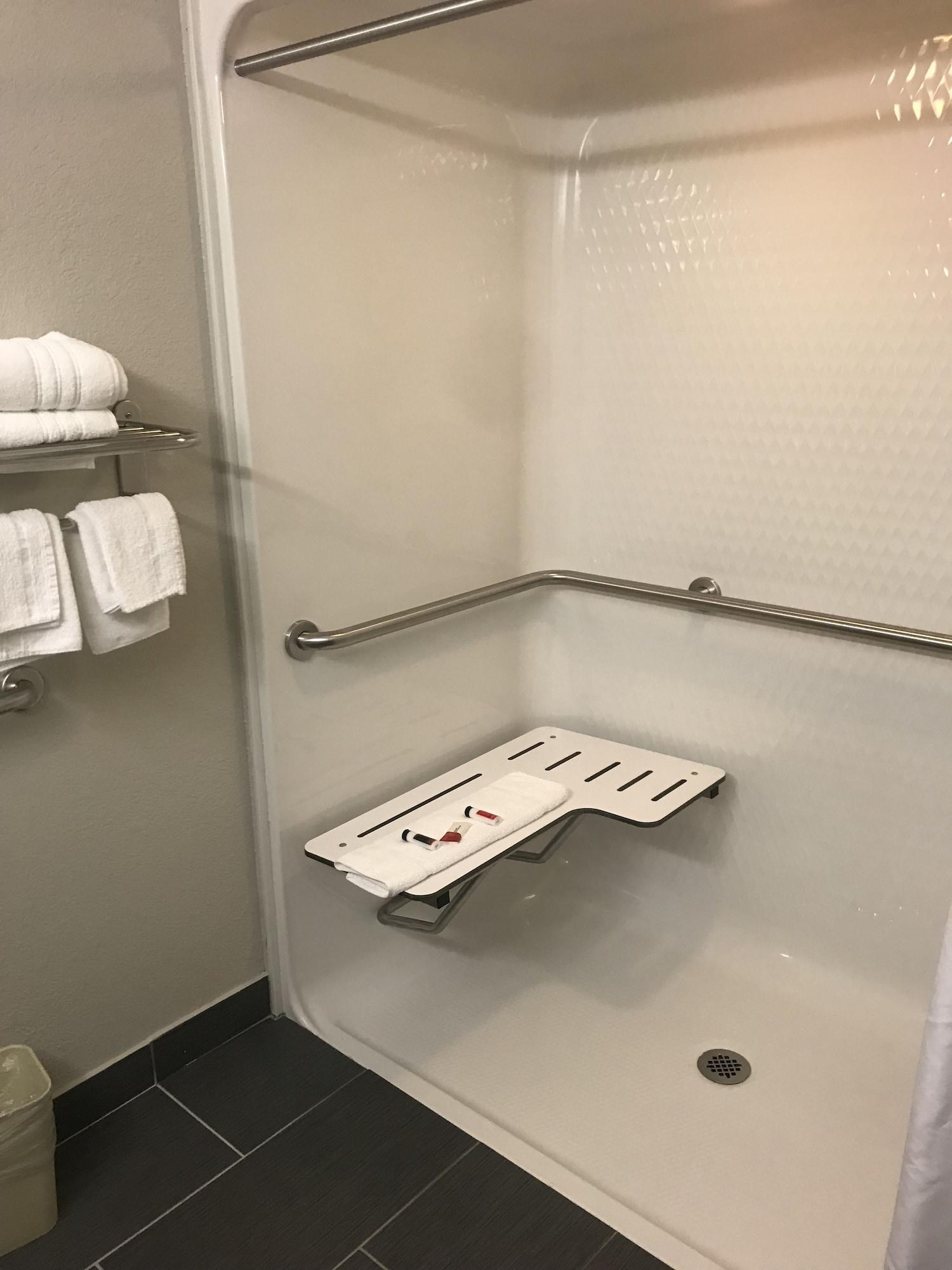 Microtel Inn&Suites Urbandale Esterno foto