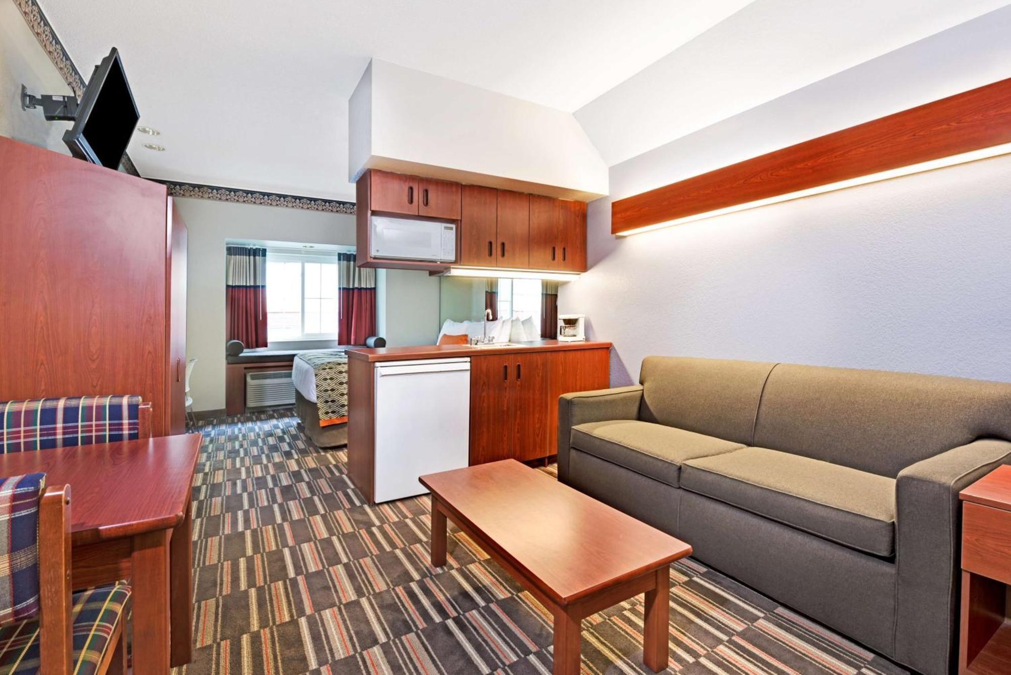 Microtel Inn&Suites Urbandale Esterno foto